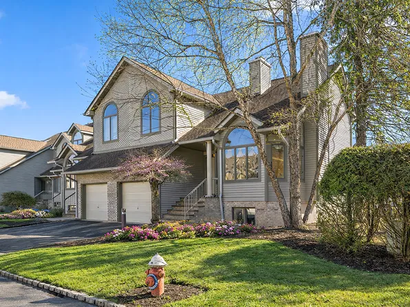 201 Beech Ct, Norwood, NJ 07648