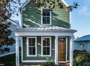 3220 S Mester St, Saint Charles, MO 63301