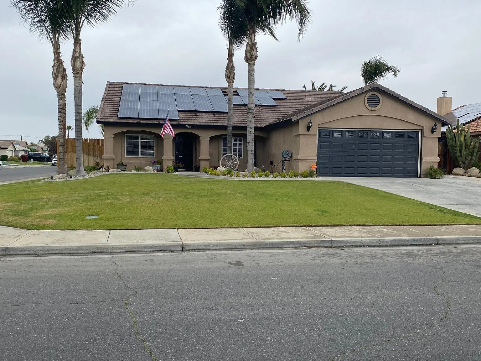 12618 Grand Teton Dr — Photo 1
