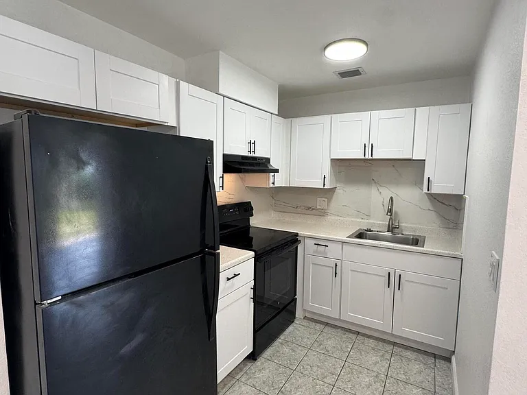 1795 NW 55th Ave #3 — Photo 6