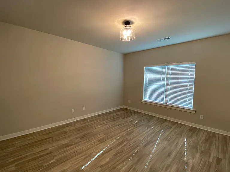 540 Ridgeview Cir — Photo 30