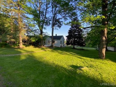 943 E H St, Iron Mountain, MI, 49801