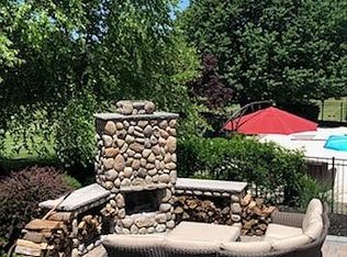 156 Butler Rd, Franklin Park, NJ 08823