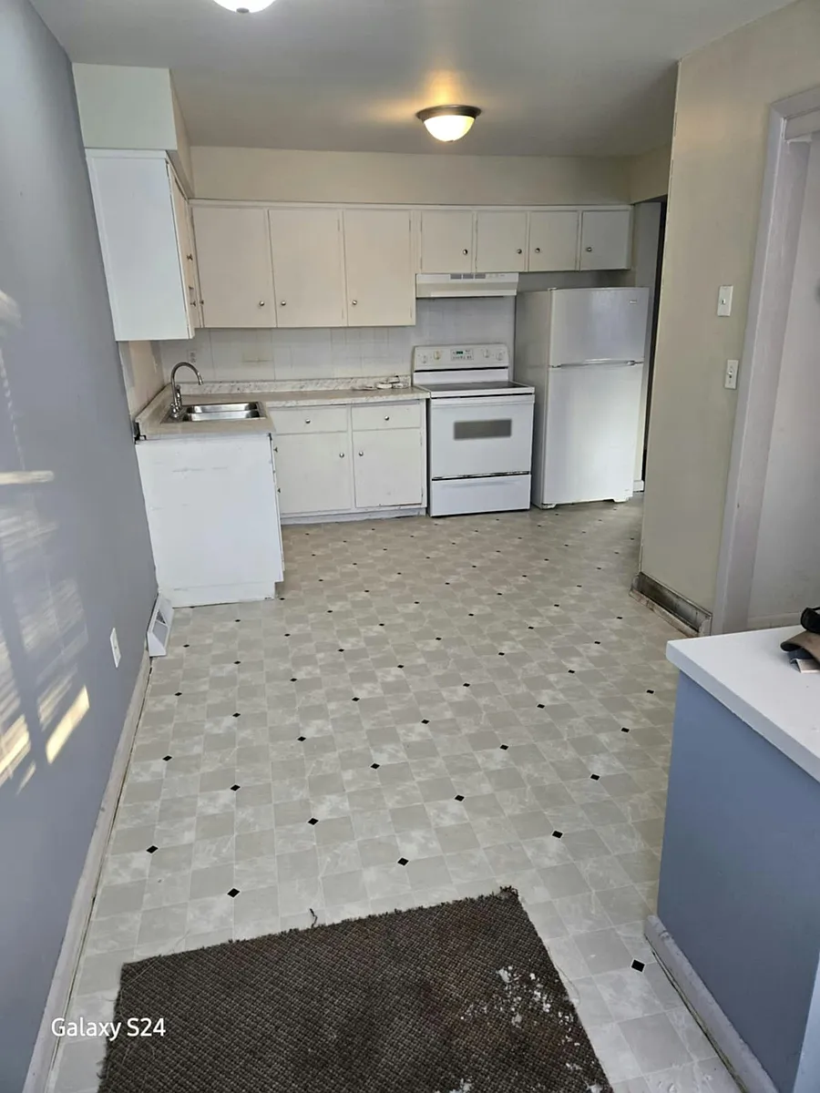 Building Photo - 409 N 1st St #2