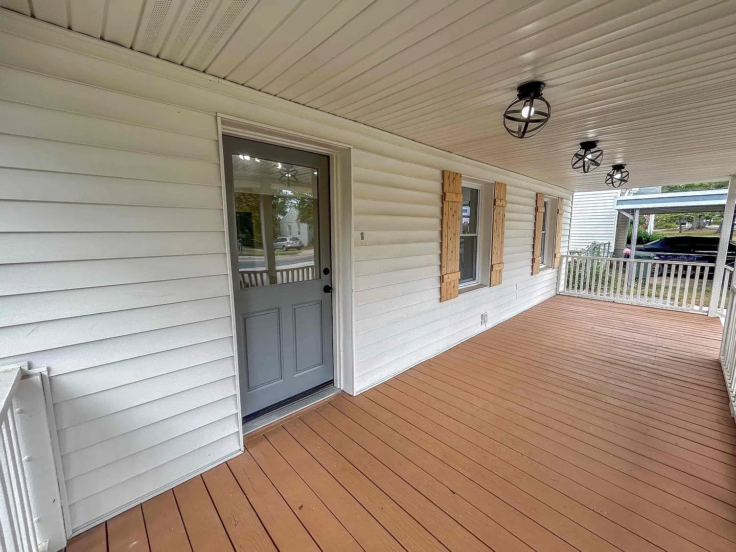 Modern Elegance Meets Southern Charm | Fully Renovated Marietta Home! — Photo 3