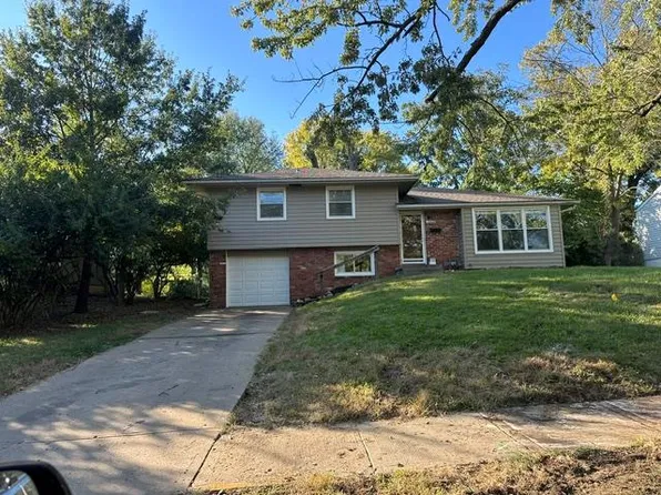 10208 Belmont Ave, Kansas City, MO 64134