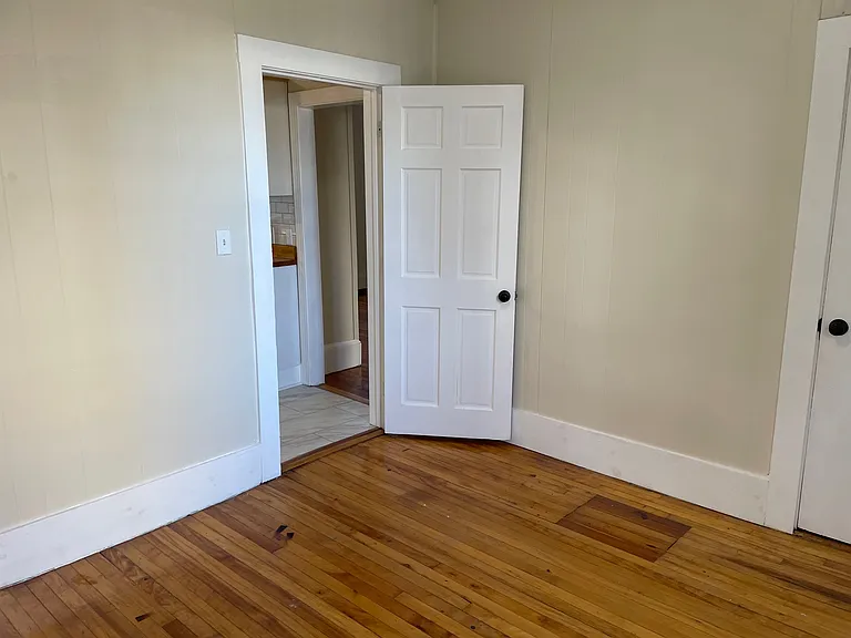 116 Foster St #1 — Photo 12