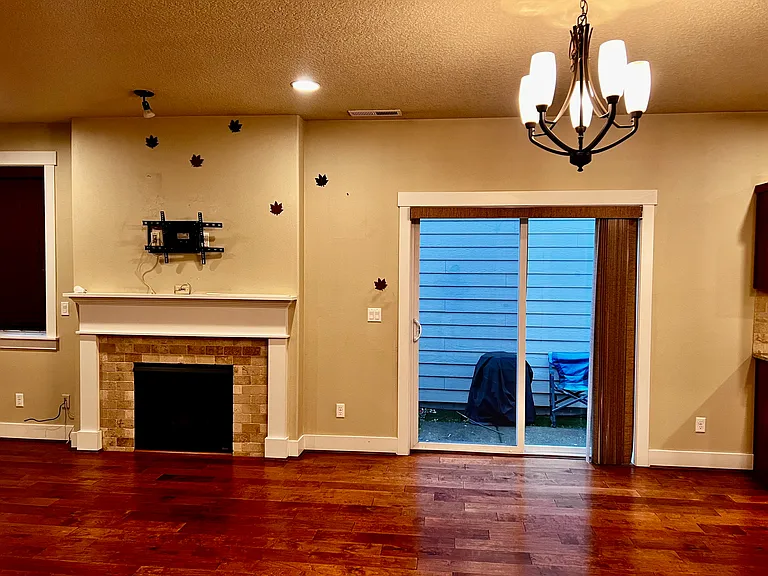 429 SW 202nd Ter — Photo 31