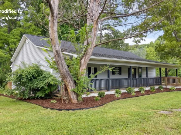 824 Edna Garland Rd, Maryville, TN 37801