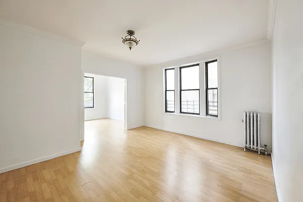 Rented by Compass | media 10