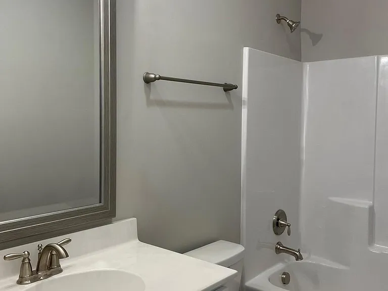 2308 Sweet Bay Dr #B — Photo 9