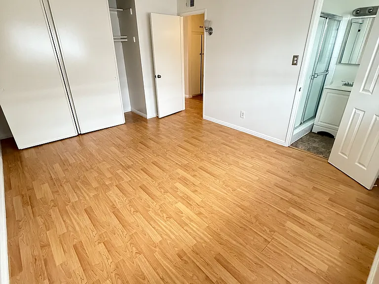 THE CLAREMONT — Photo 15
