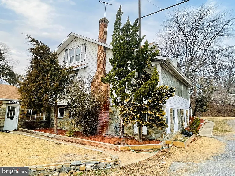 9066 Baltimore Ave — Photo 43