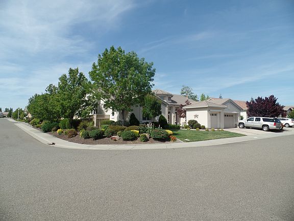 3rd image of 1890 Creekcrest Ln