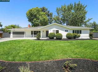 136 Arbolado Dr, Walnut Creek, CA 94598