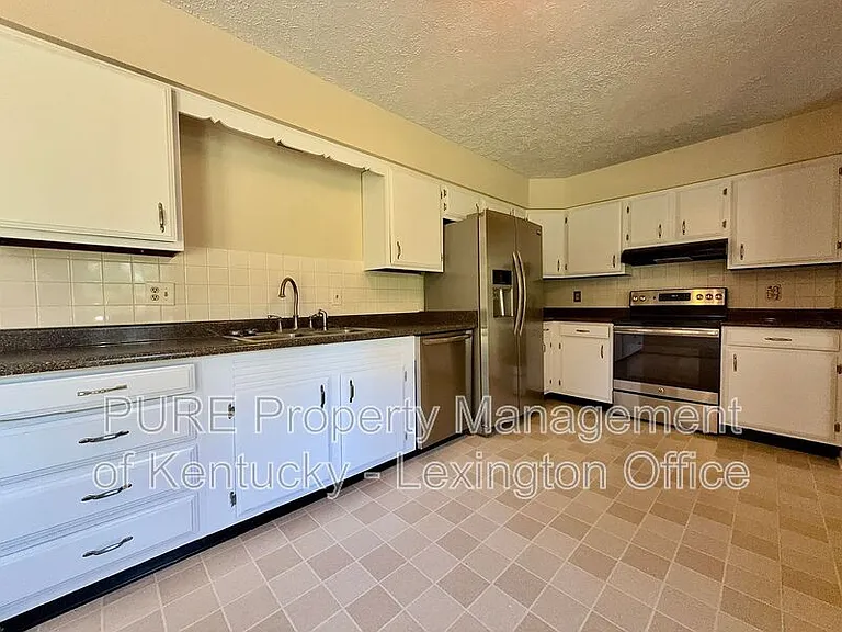 2077 Dogwood Dr — Photo 12