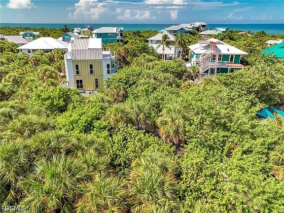 5th image of 4531 Conch Shell Dr