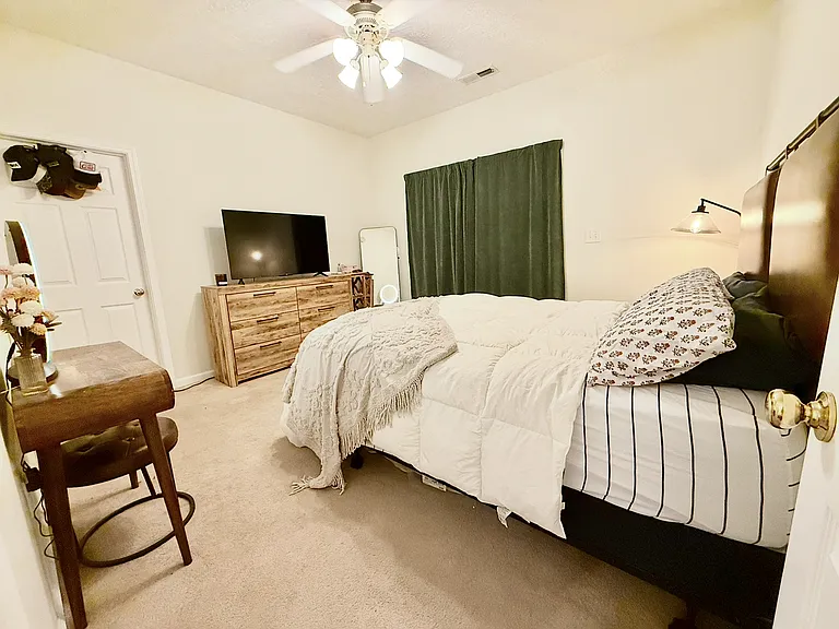 2045 N Economy Rd — Photo 5