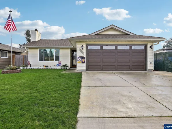 4040 Penticton Cir NE, Salem, OR 97305