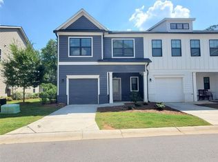 806 Calvin Park Dr, Ball Ground, GA 30107