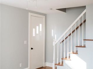 17 Napoleon St, Warren, RI 02885