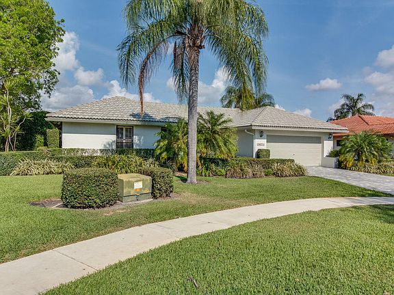 3rd image of 2671 SW 23rd Cranbrook Dr