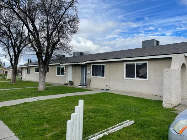 60 Locust St, Lemoore, CA 93245