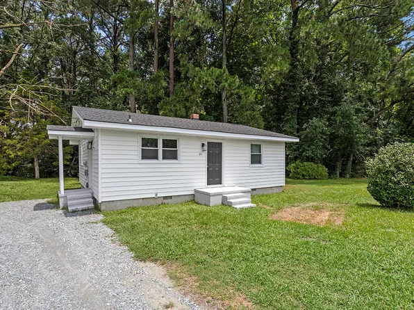 211 E Railroad Ave, Princeton, NC 27569