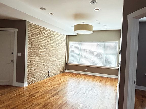 4th image of 4655 N Spaulding Ave APT 2