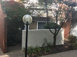 812 Stratford Dr APT 12, State College, PA 16801