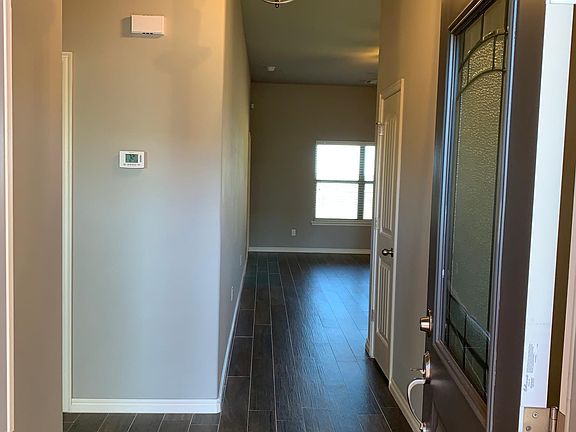 4th image of 9437 NW 93rd Ter