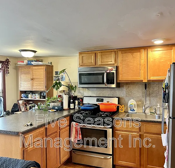 40 Intervale Ave #6 — Photo 3