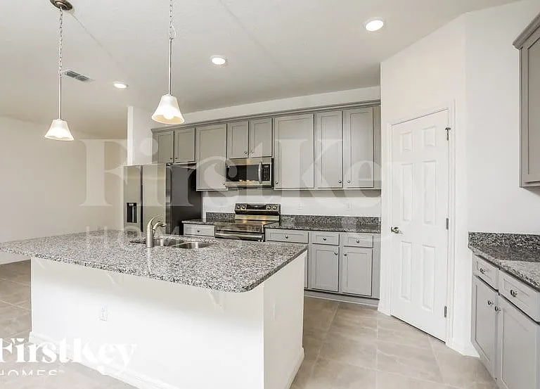1257 Spokane Point — Photo 5
