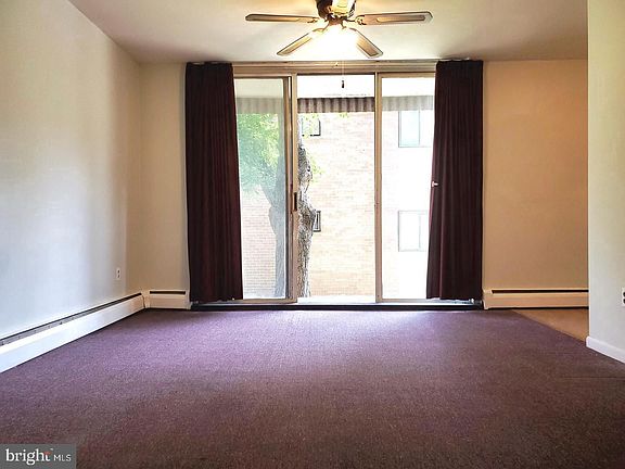5th image of 100 E Glenolden Ave APT R15
