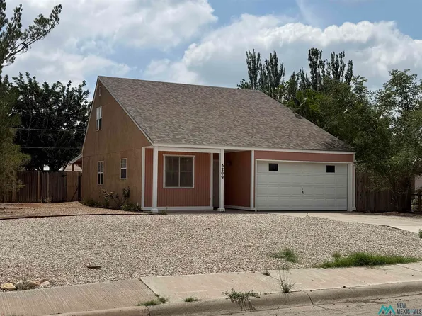 3209 Chiquita Ln, Roswell, NM 88201