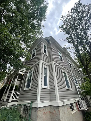 33 Belmont St #3 Photo 1