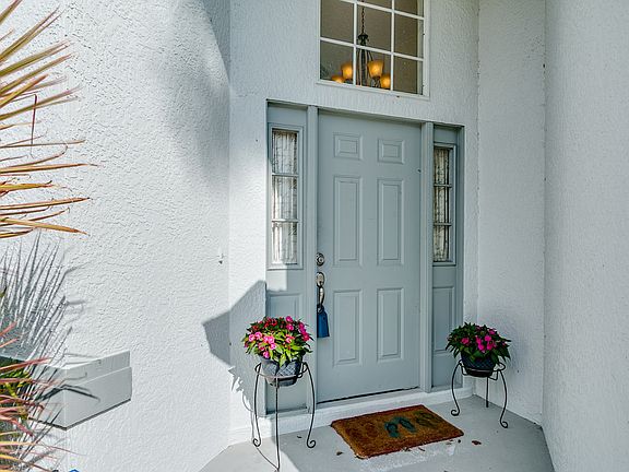 2nd image of 2943 Pebble Creek St