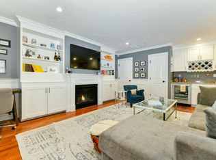 49 L St, South Boston, MA 02127