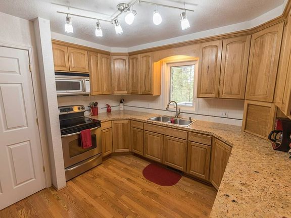 4th image of 19902 W Steinmetz Ln