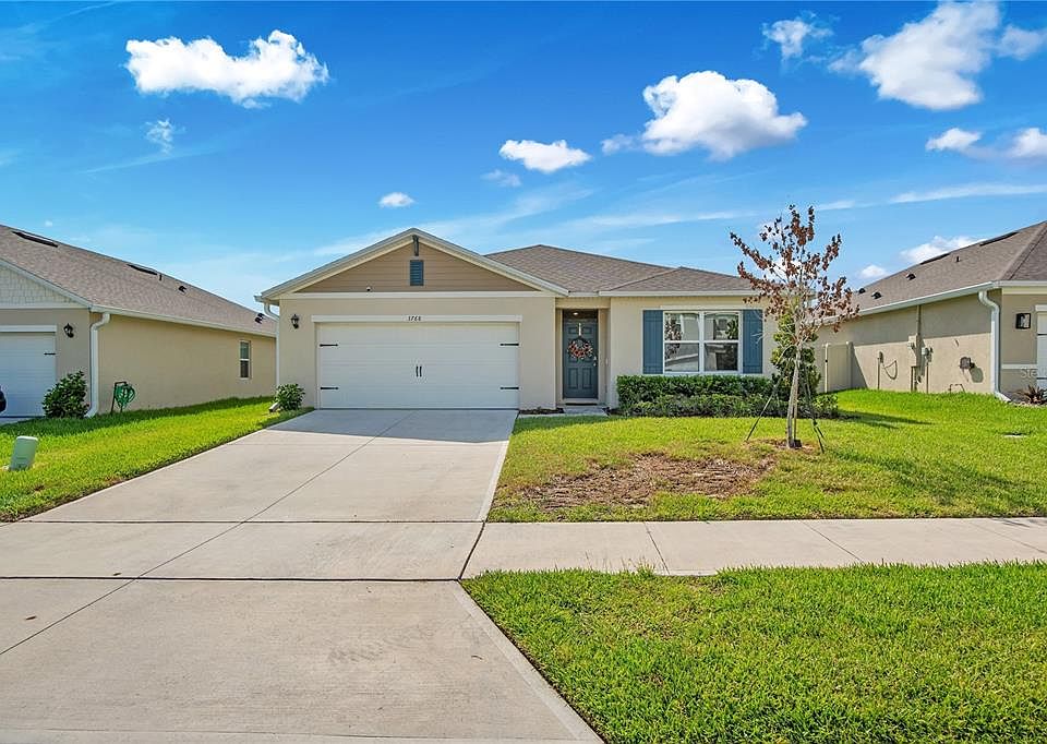 1st image of 3768 BOTANICAL WAY