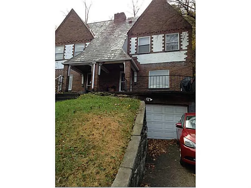 3857 Beechwood Blvd photo 1