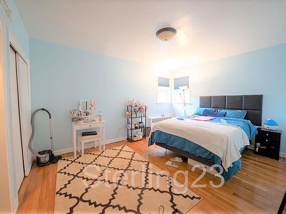 2nd image of 2310 36th St #2