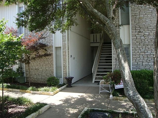 1st image of 4211 Fairway Dr