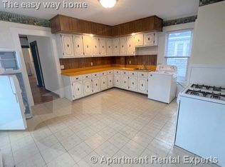 543 Broadway #2A, Somerville, MA 02145