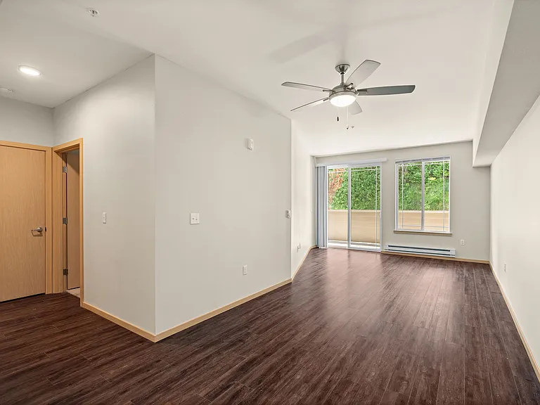 1 Bed 1 Bath Standard - 851 Sq Ft 1 Bed 1 Bath Standard - 851 Sq Ft