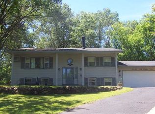 2321 Afton Dr, Menomonie, WI 54751