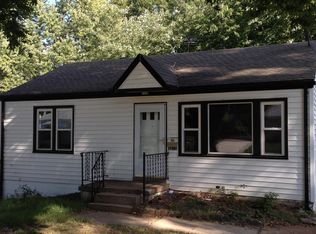 3610 Long Dr, Saint Ann, MO