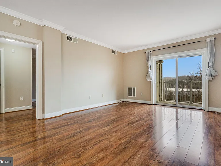 6301 Edsall Rd #521 — Photo 12