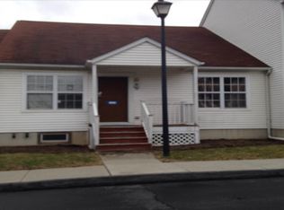 47 Mohawk Trl, Pawling, NY 12564