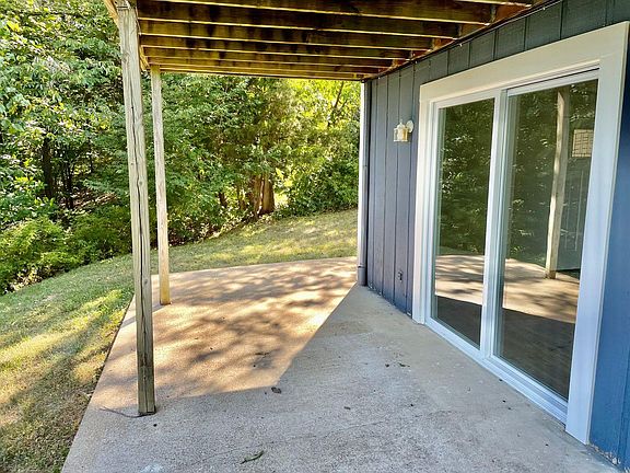 5th image of 340 Beachwood Dr #1B